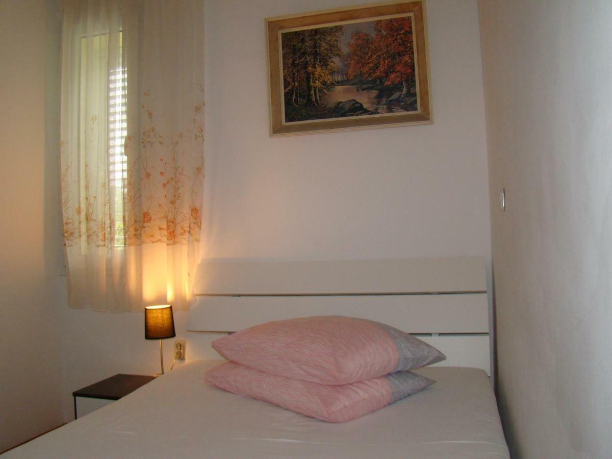 Apartments Adriana สปลิท ภายนอก รูปภาพ