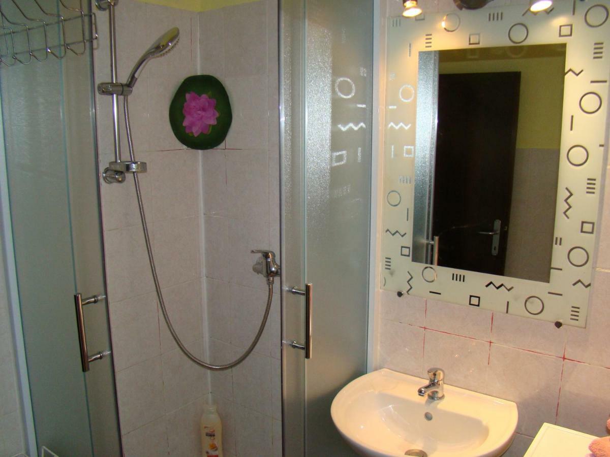 Apartments Adriana สปลิท ภายนอก รูปภาพ