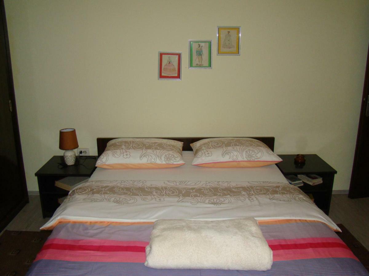 Apartments Adriana สปลิท ภายนอก รูปภาพ