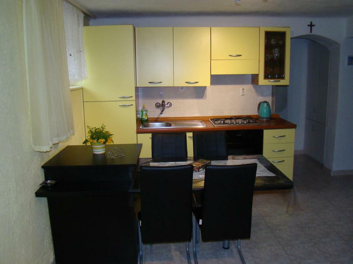 Apartments Adriana สปลิท ภายนอก รูปภาพ